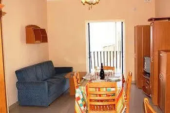 Apartment Blue Waters 3 Bedroom In Sliema, Just Off The Seafront Sliema