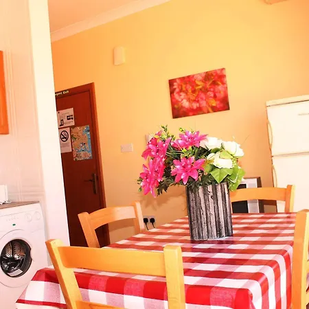 Apartment Blue Waters 3 Bedroom In Sliema, Just Off The Seafront *
