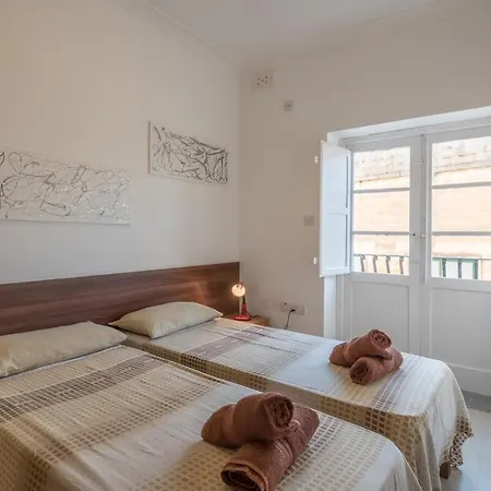 Apartment Blue Waters 3 Bedroom In Sliema, Just Off The Seafront